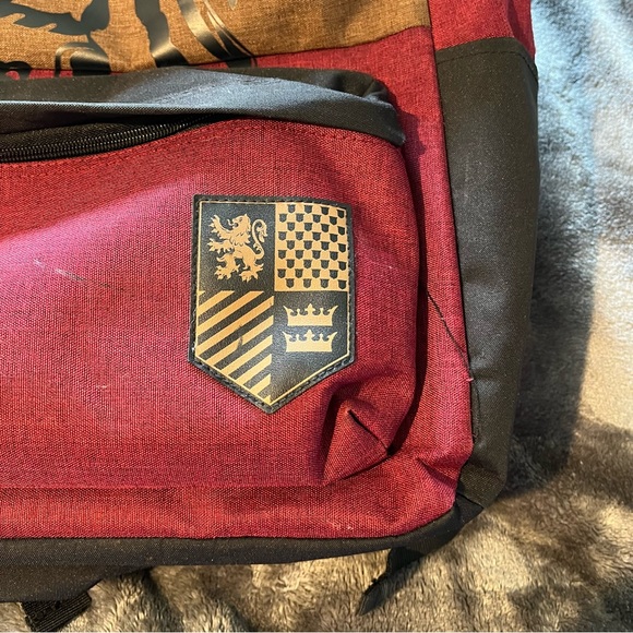 Harry Potter Gryffindor Maroon Backpack Book Bag - Picture 2 of 7